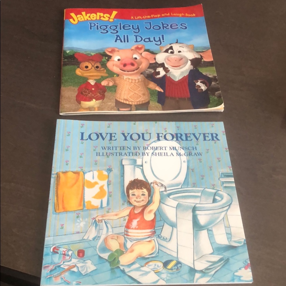 Bundle of 2️⃣ books 📚